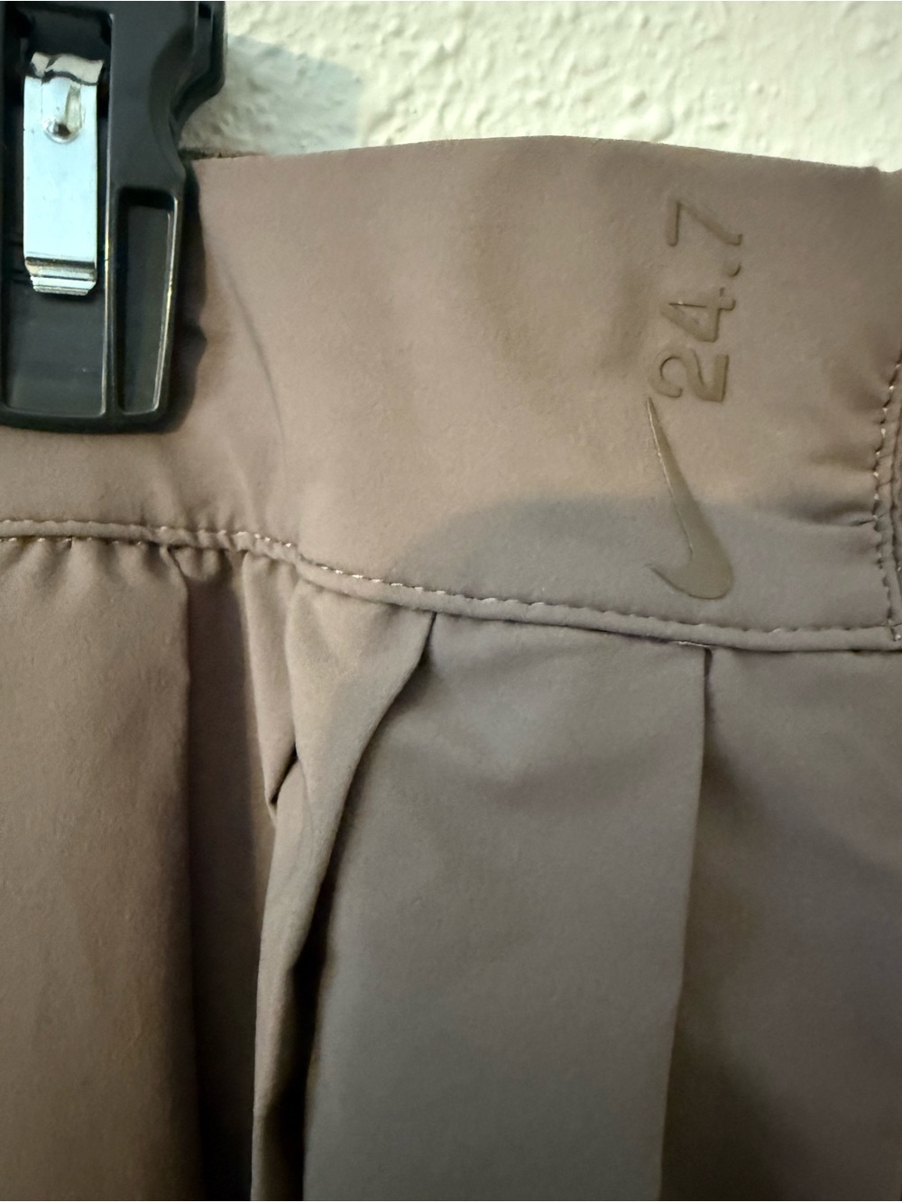 24.7 PerfectStretch Dri-FIT Pleated
Skirt - Picture 9 of 10